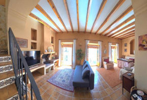Charming Villa in Carratraca, Malaga - 4 Bedrooms, Sleeps up to 8 Guest BY NAMASTE ELITE, Carratraca